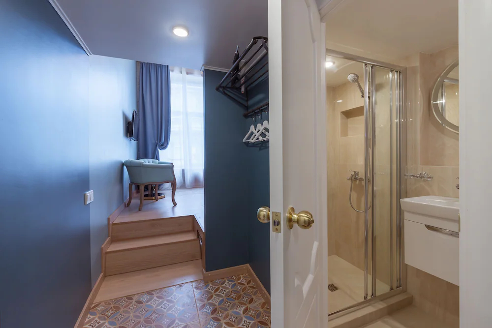 View Art House Russian Ballet