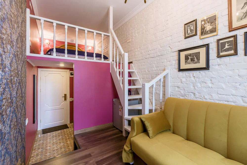 View Art House Russian Ballet