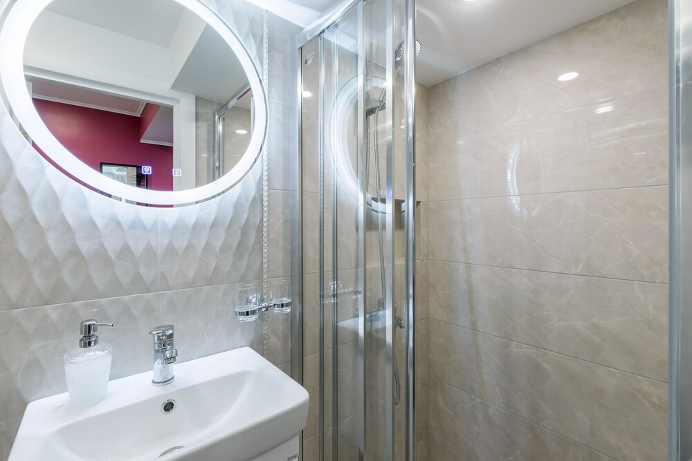 View Art House Russian Ballet