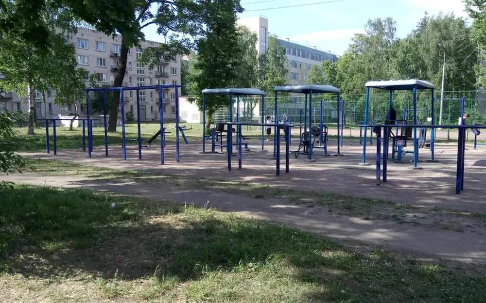 V Pitere Zhit Hostel