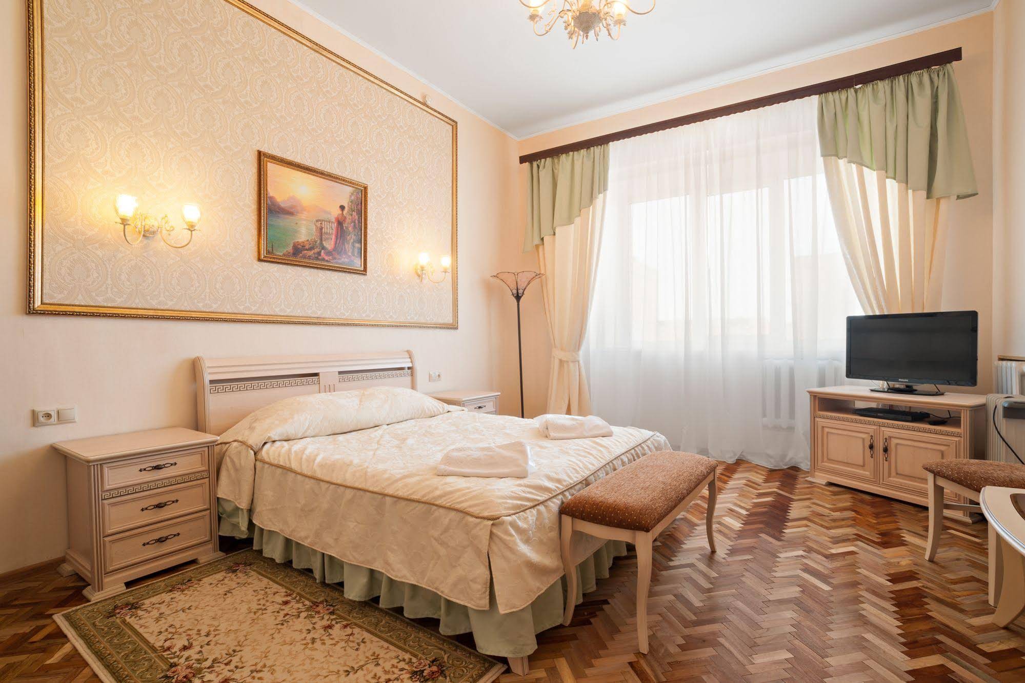 Petrovskaya Hotel