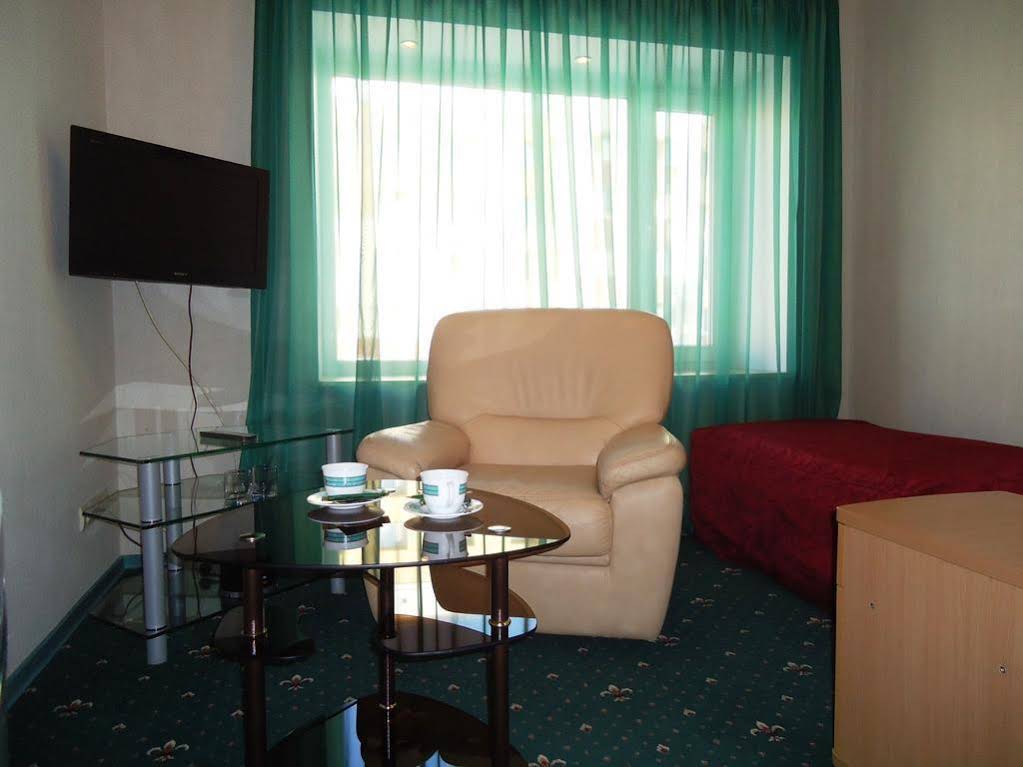 Hotel Stroitel