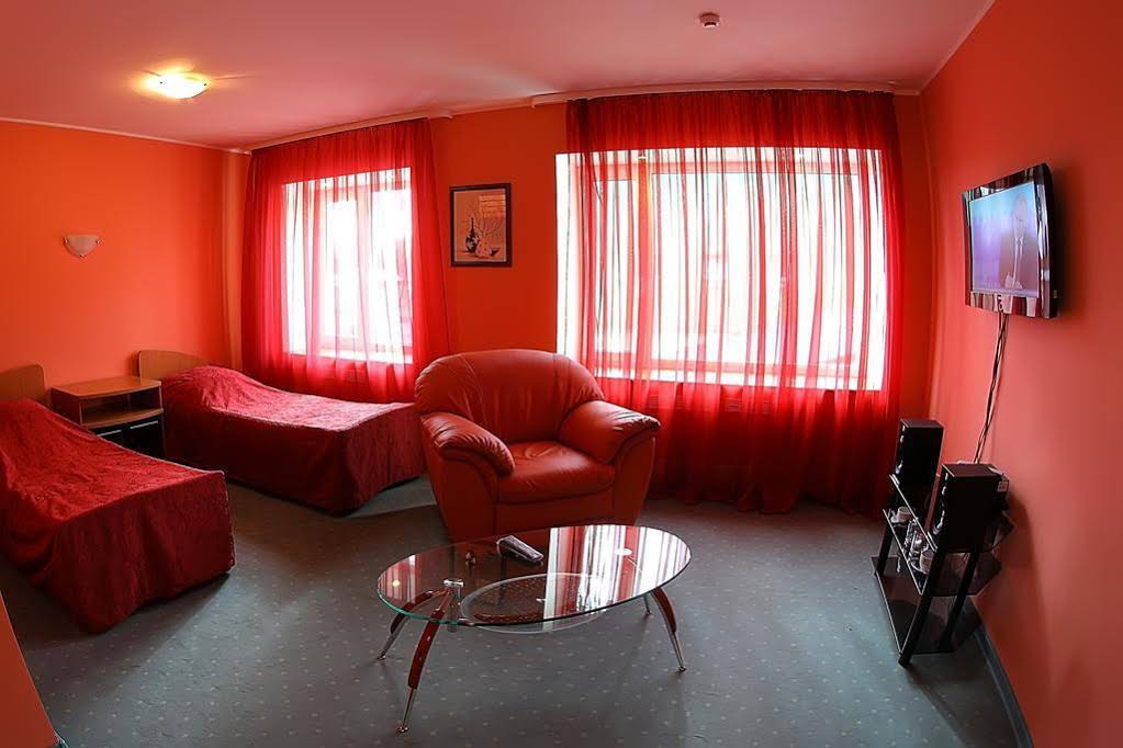 Hotel Stroitel