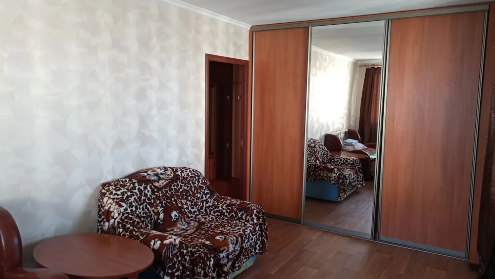 Domovoy Apartments