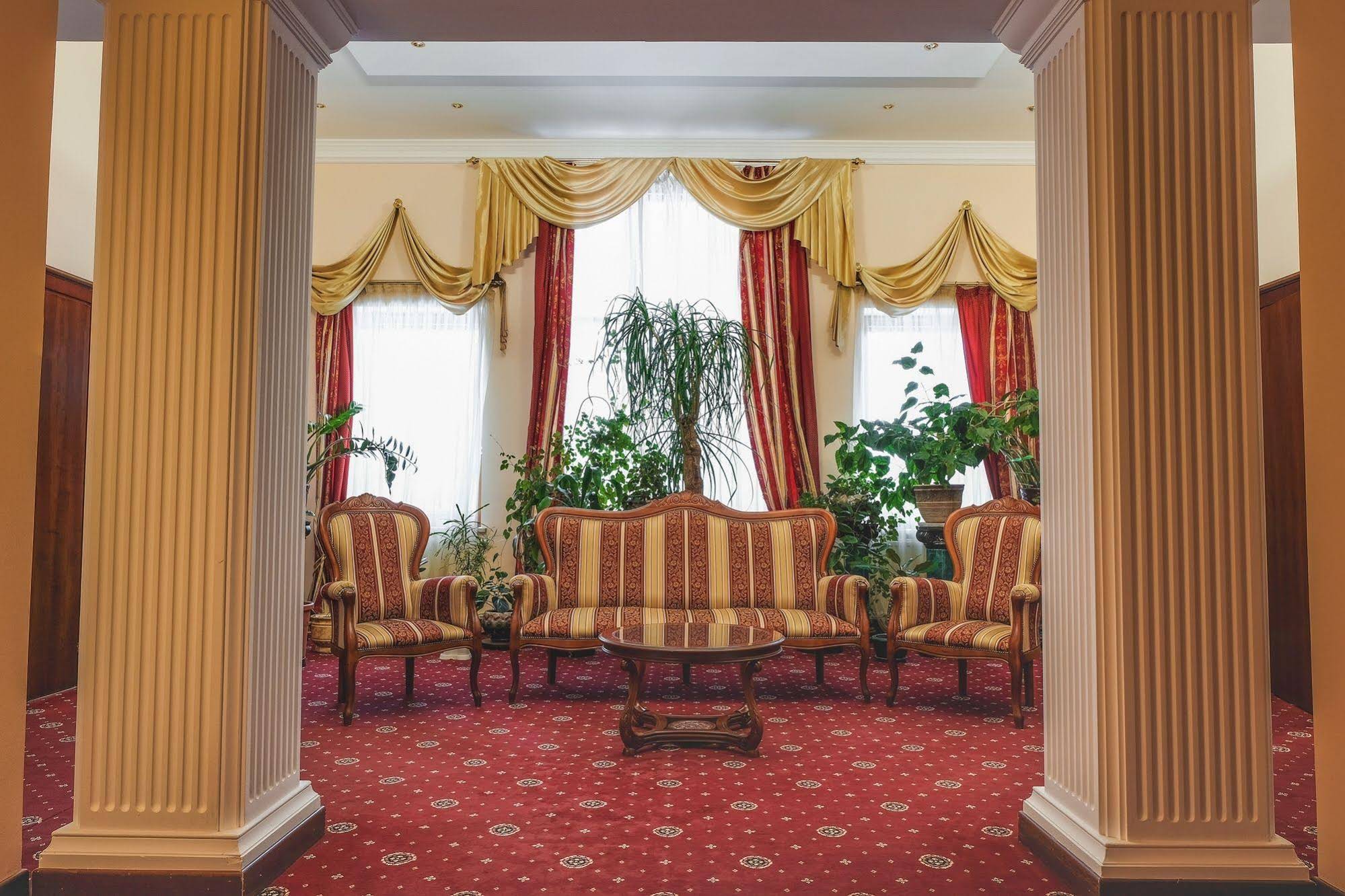 Polyarnaya Zvezda Hotel