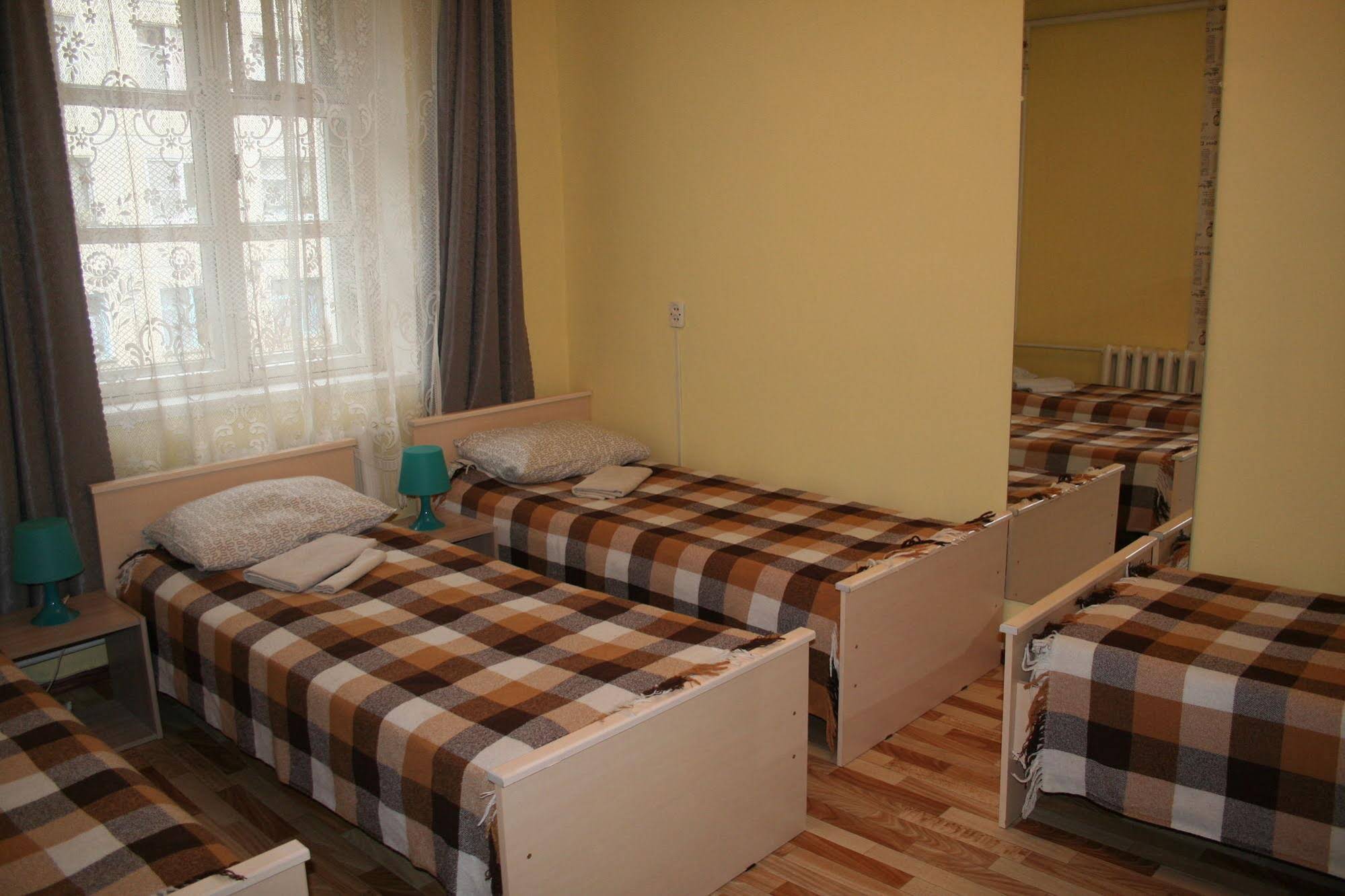 B&B Hotel Center