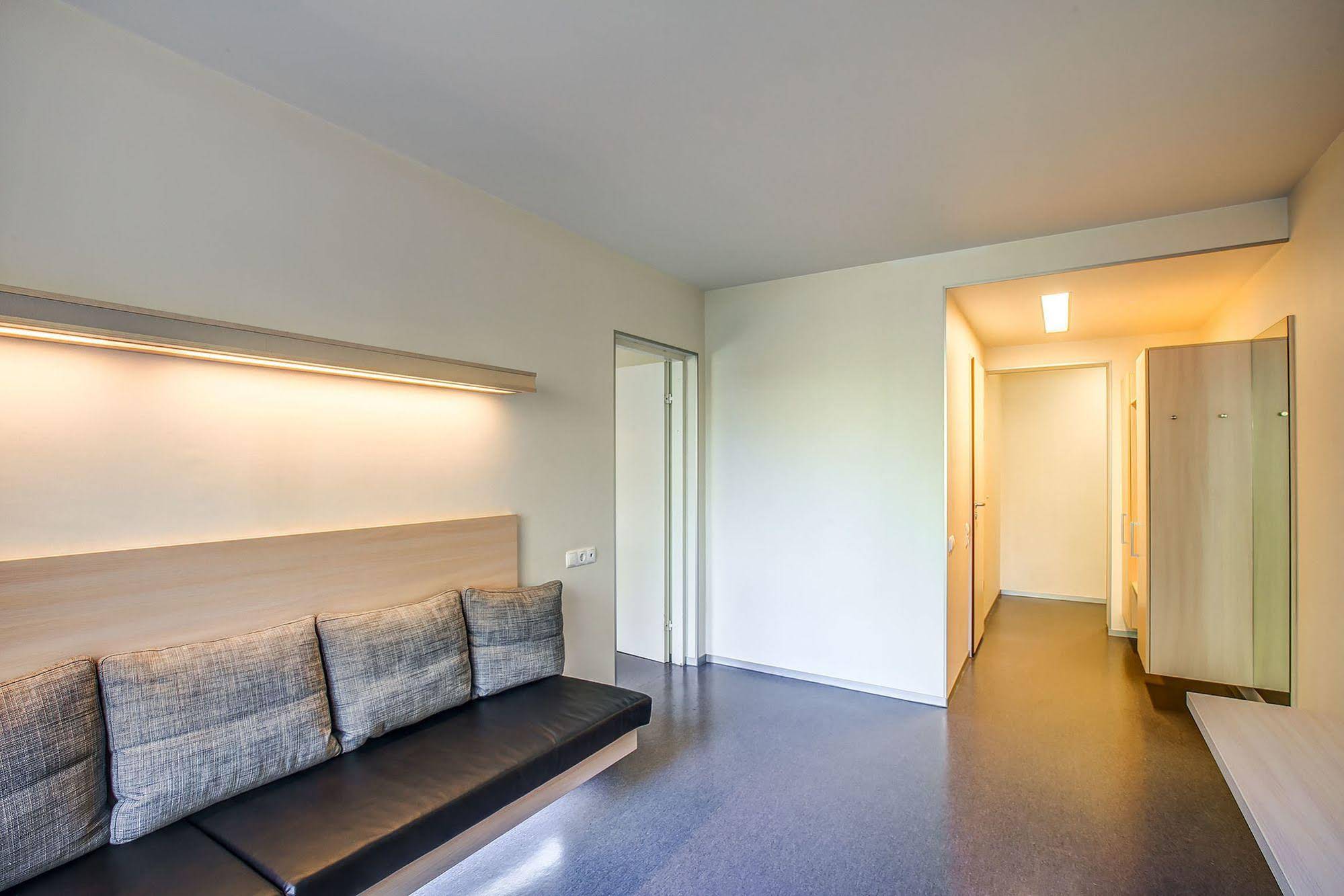 Motel Kirovskiye Dachi