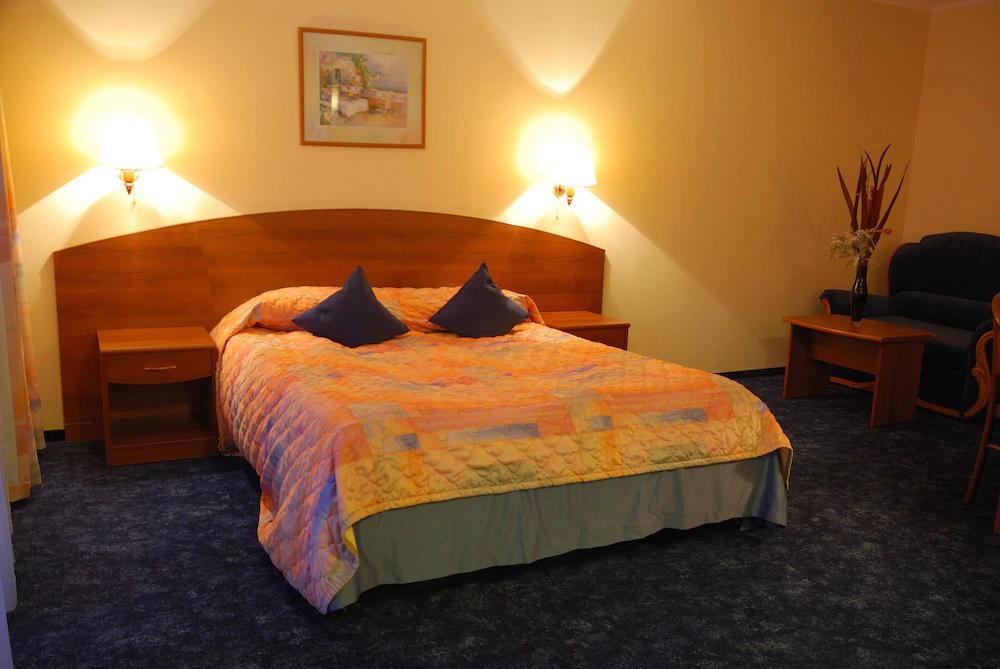 Tropicana Park Country Club