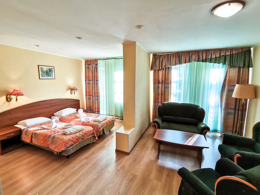 Tropicana Park Country Club