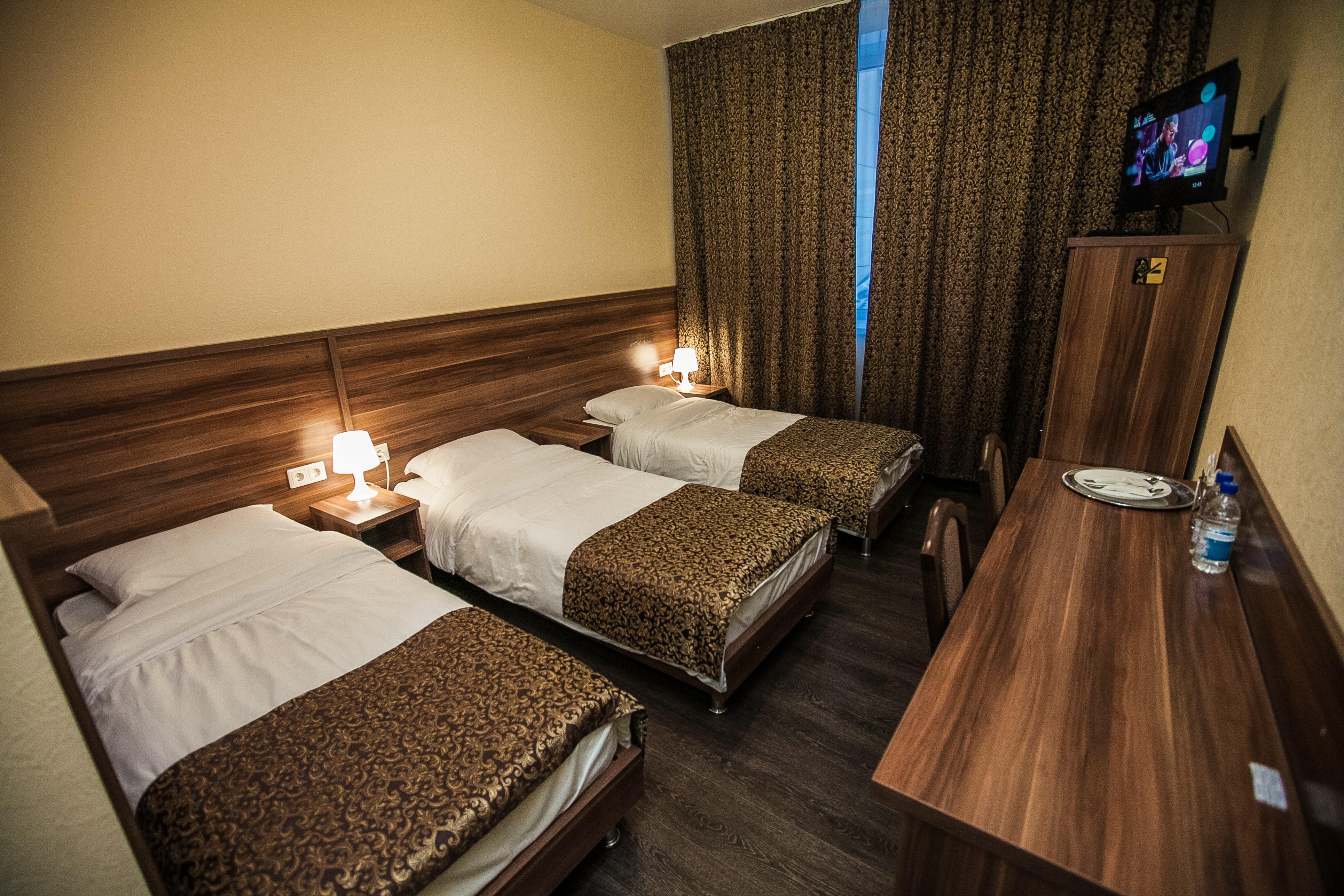 Fox Hotel
