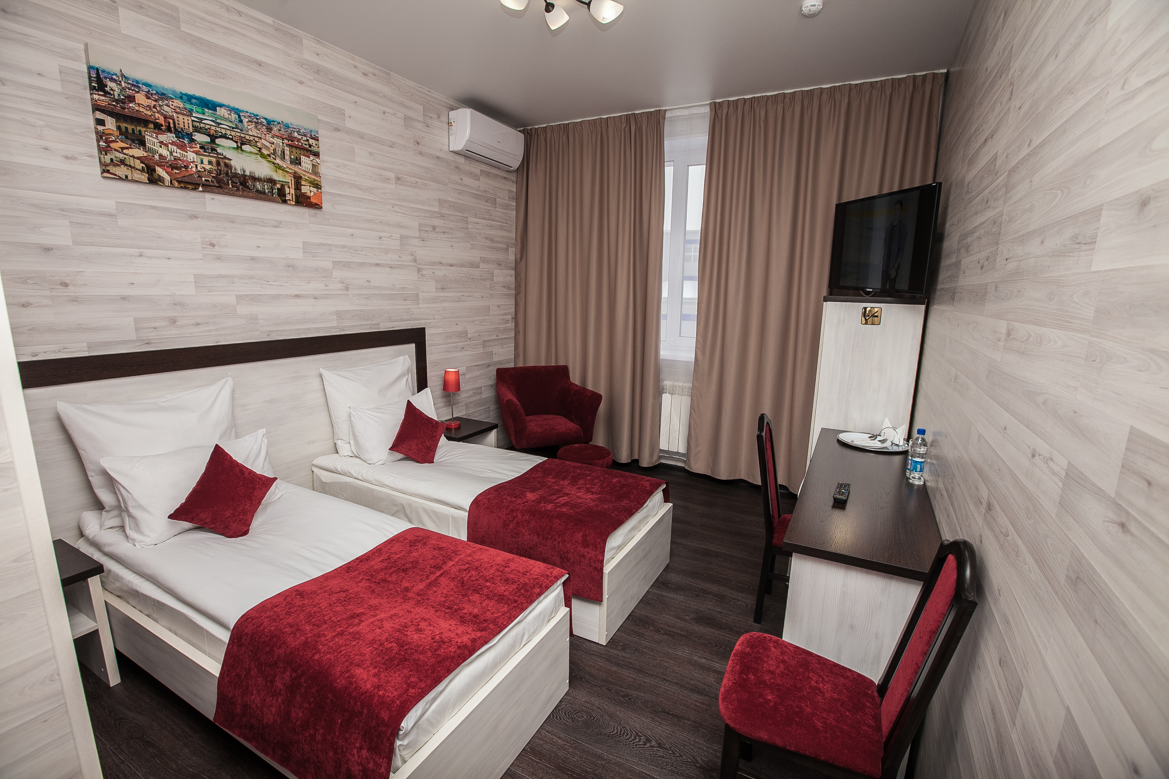 Fox Hotel