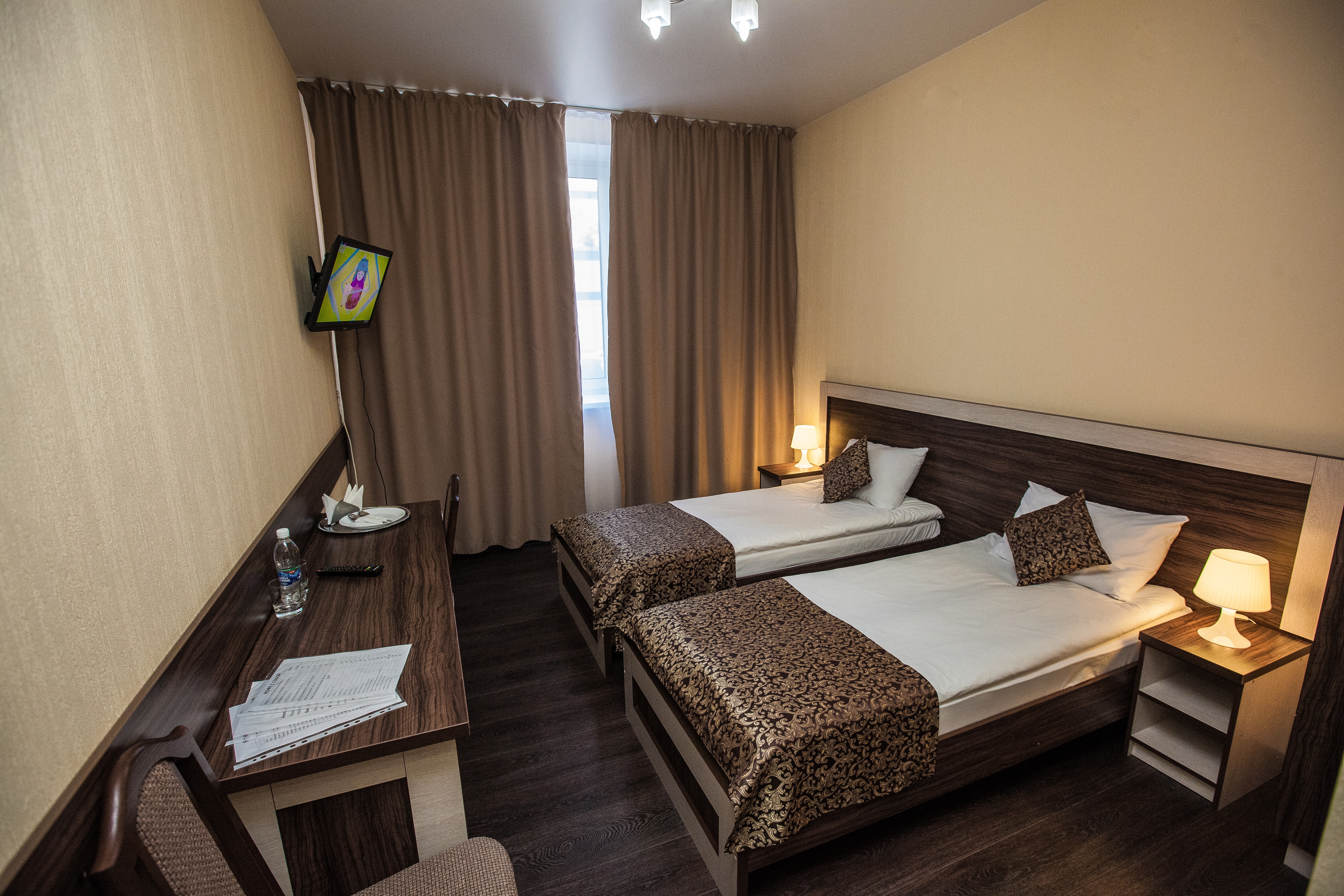 Fox Hotel