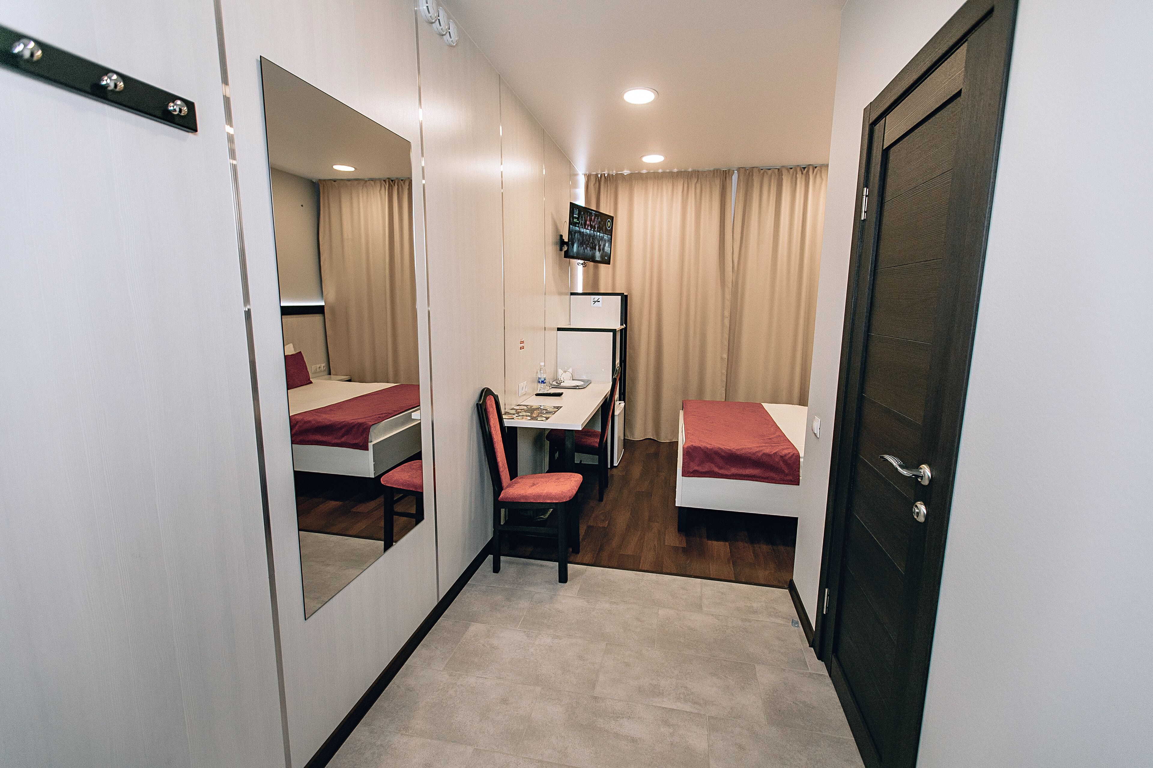 Red Fox Hotel