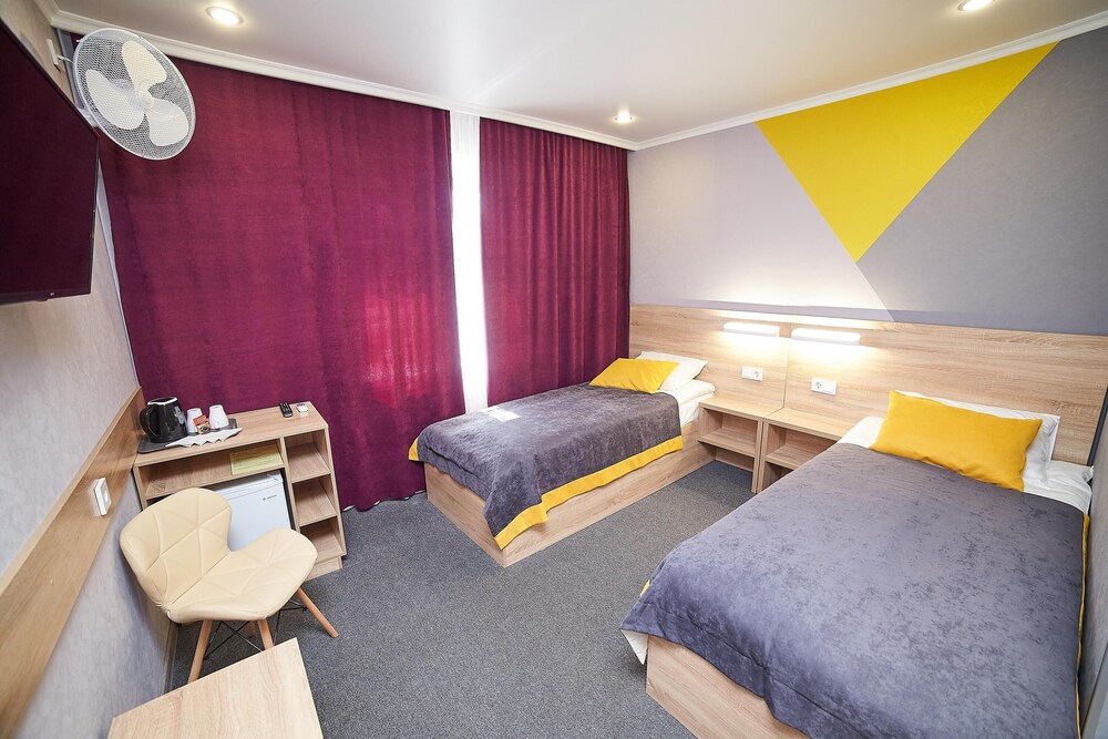 Luna Hotel