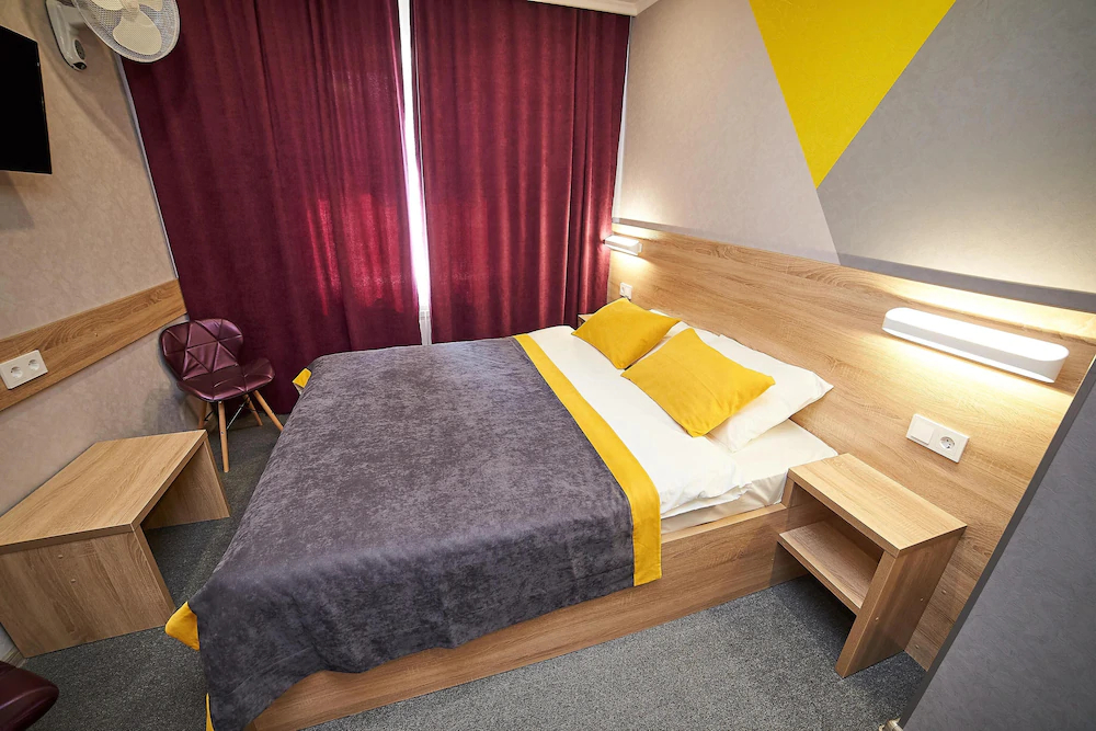 Luna Hotel