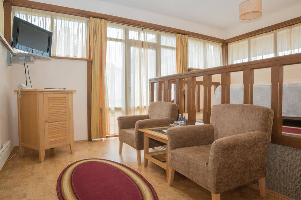 Anastasia Hotel