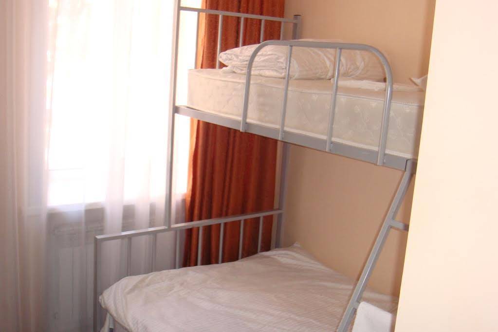 Hostel 490