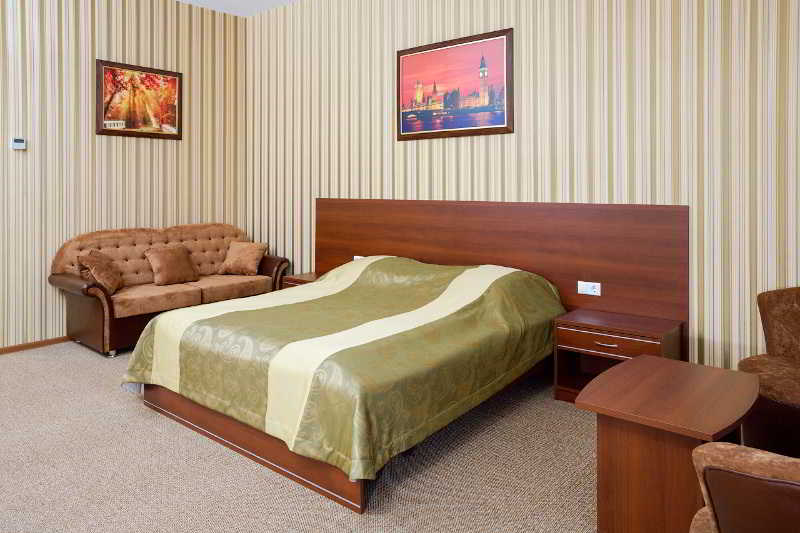 Royal Hotel