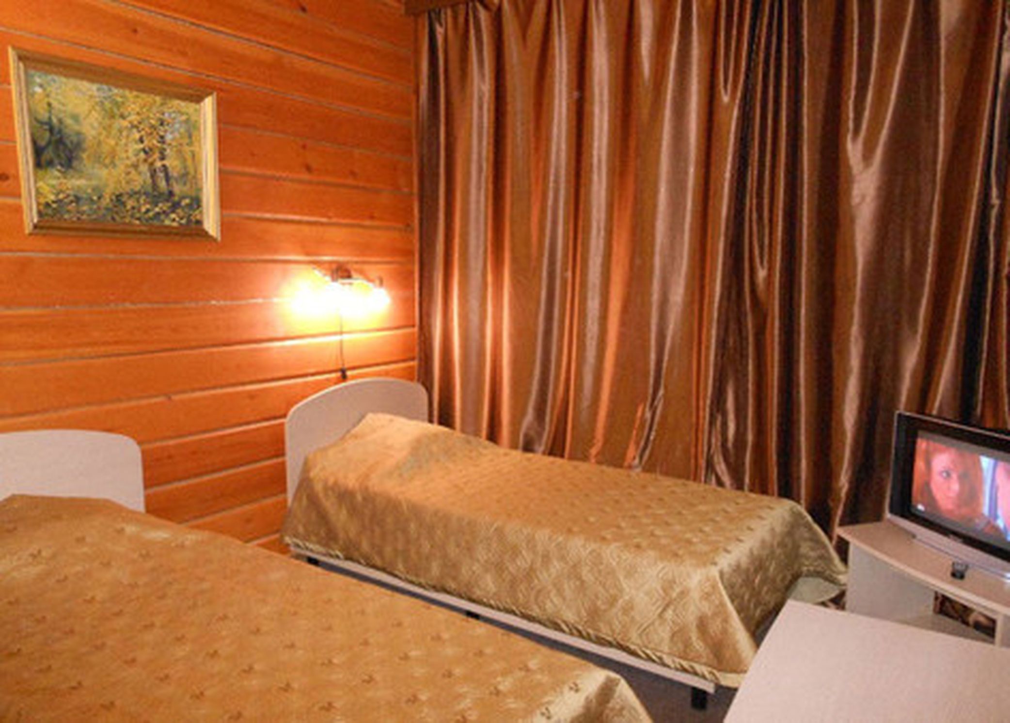 Ontario Hotel