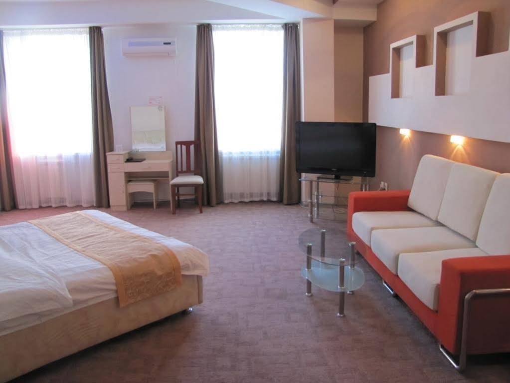 Sonata Hotel