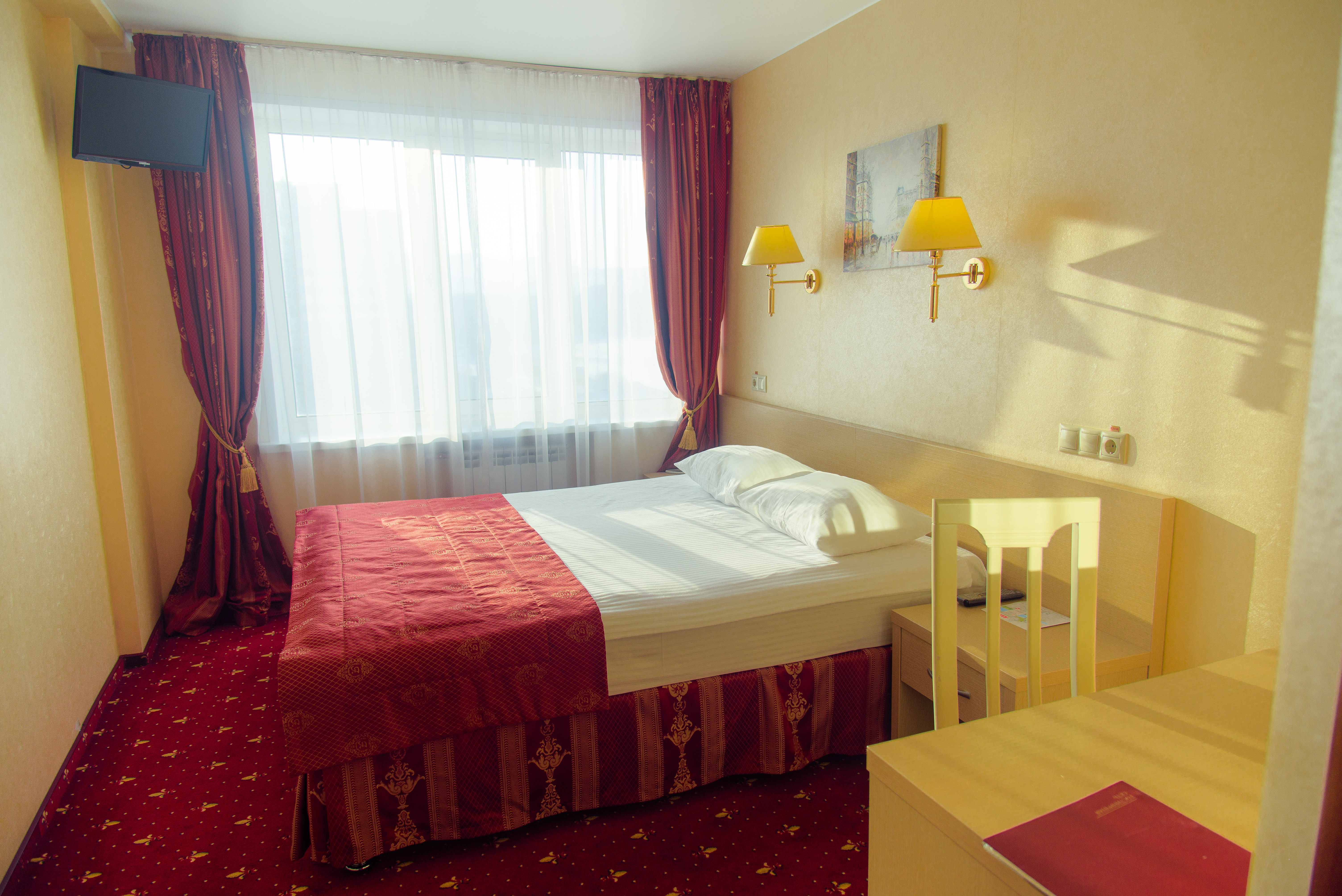 AMAKS City Hotel