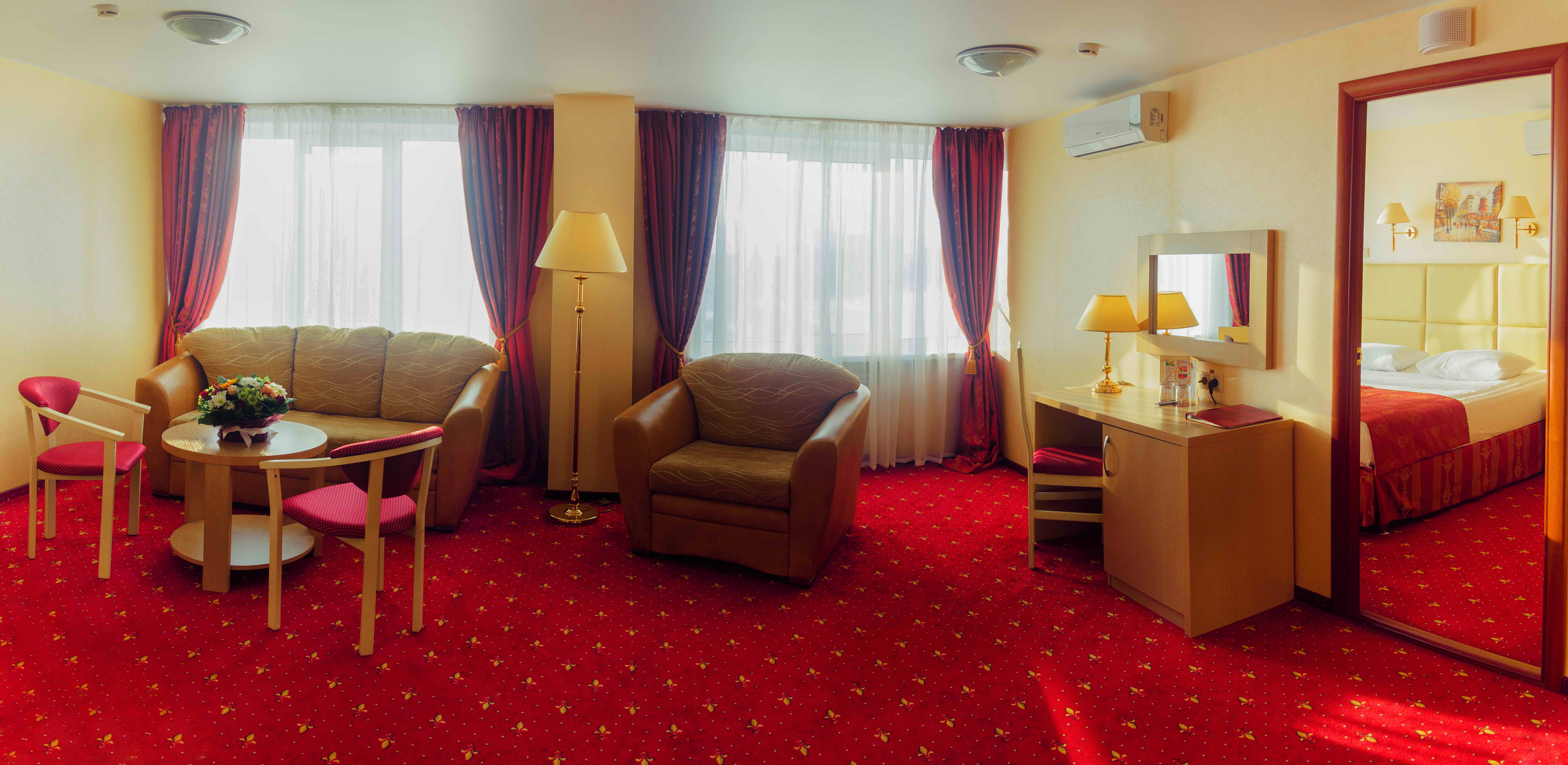 AMAKS City Hotel
