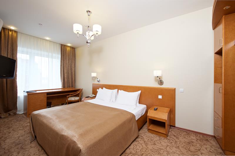 Hotel Oktyabrskaya