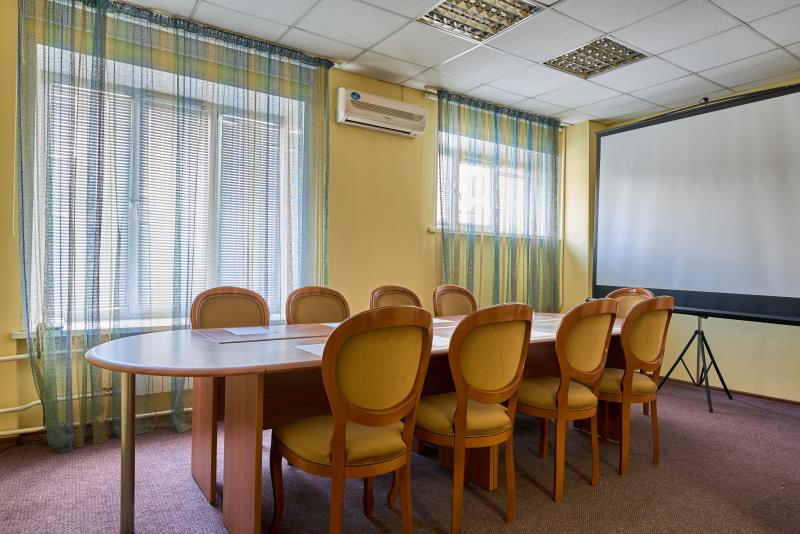 Hotel Oktyabrskaya