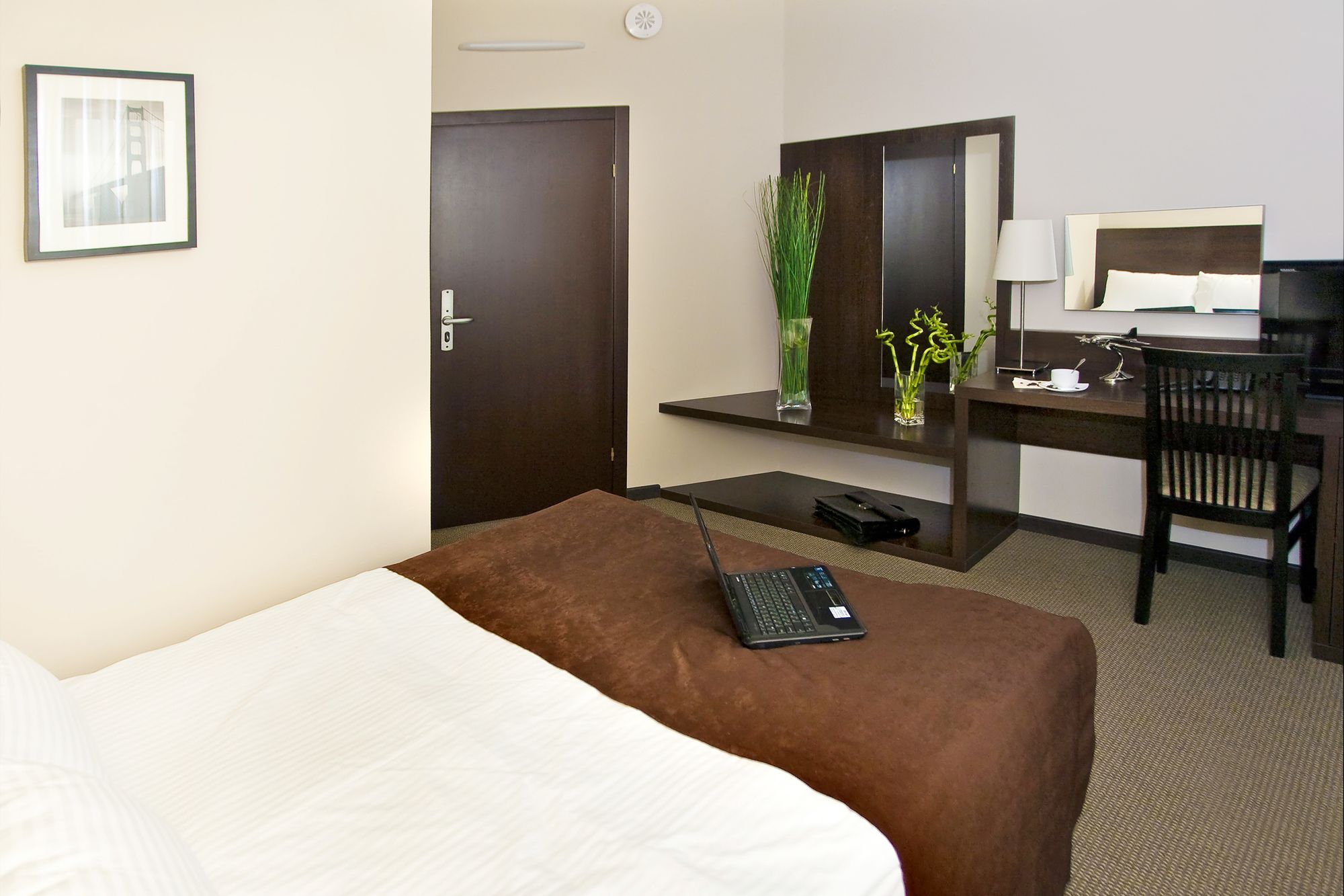 Avanta Hotel Centre