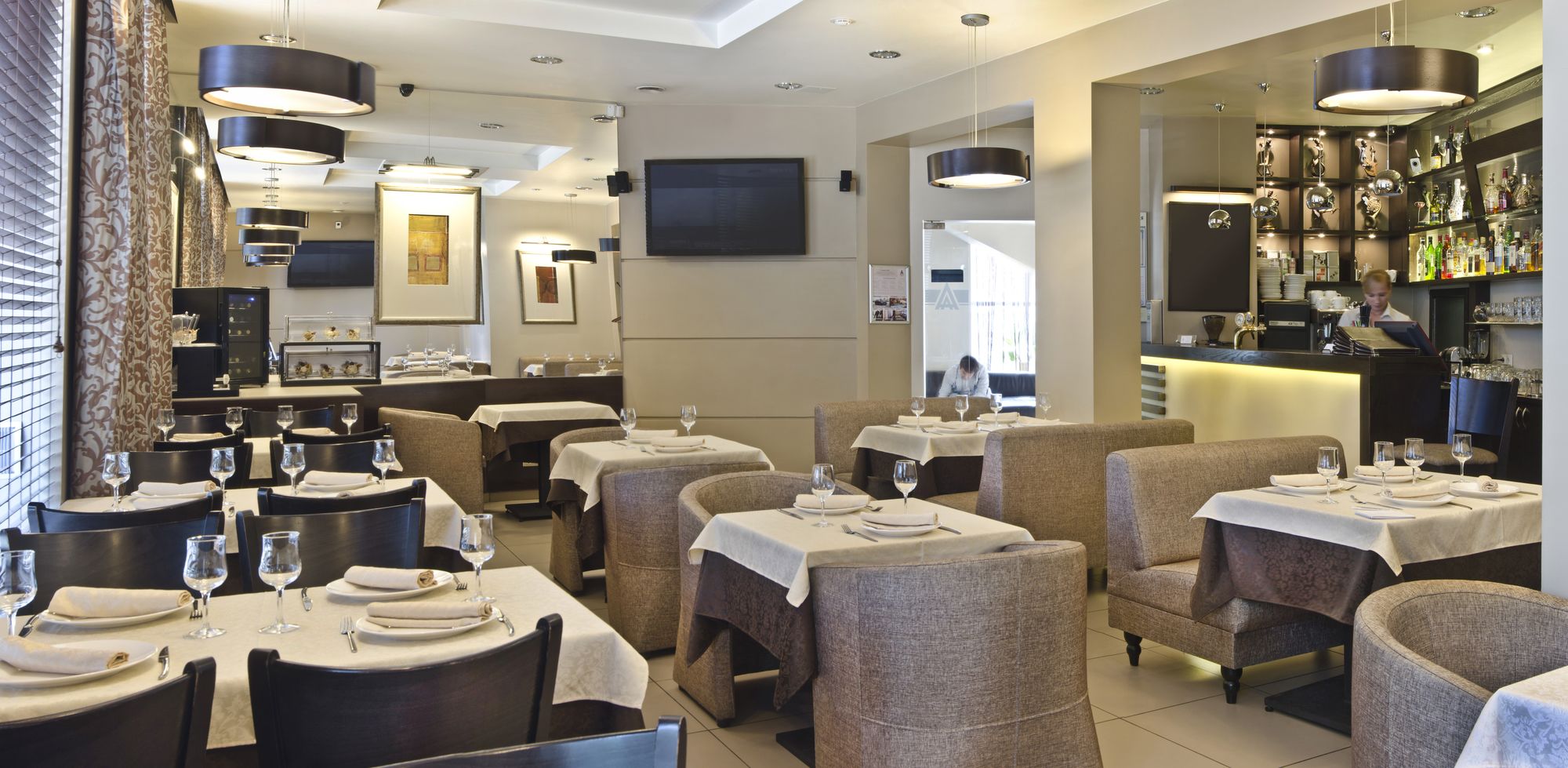 Avanta Hotel Centre