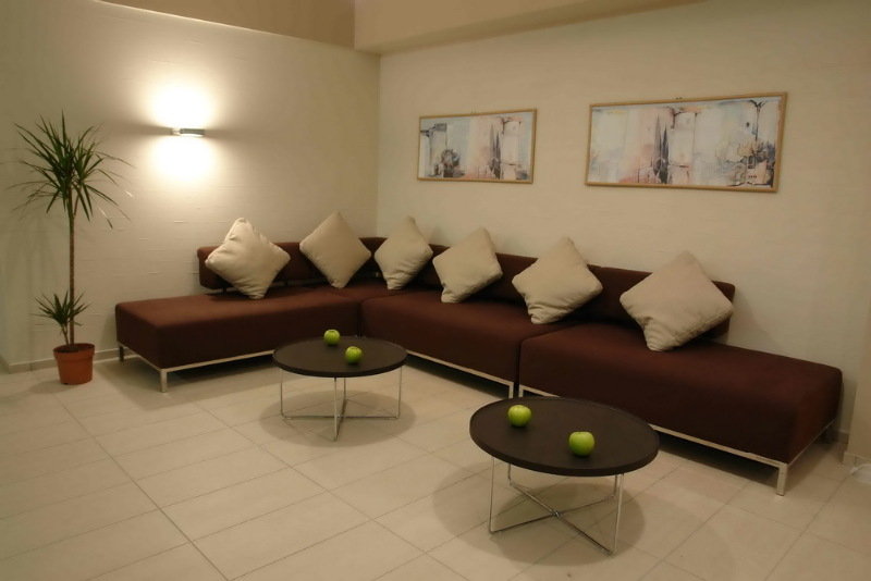 Garden Apple Hotel