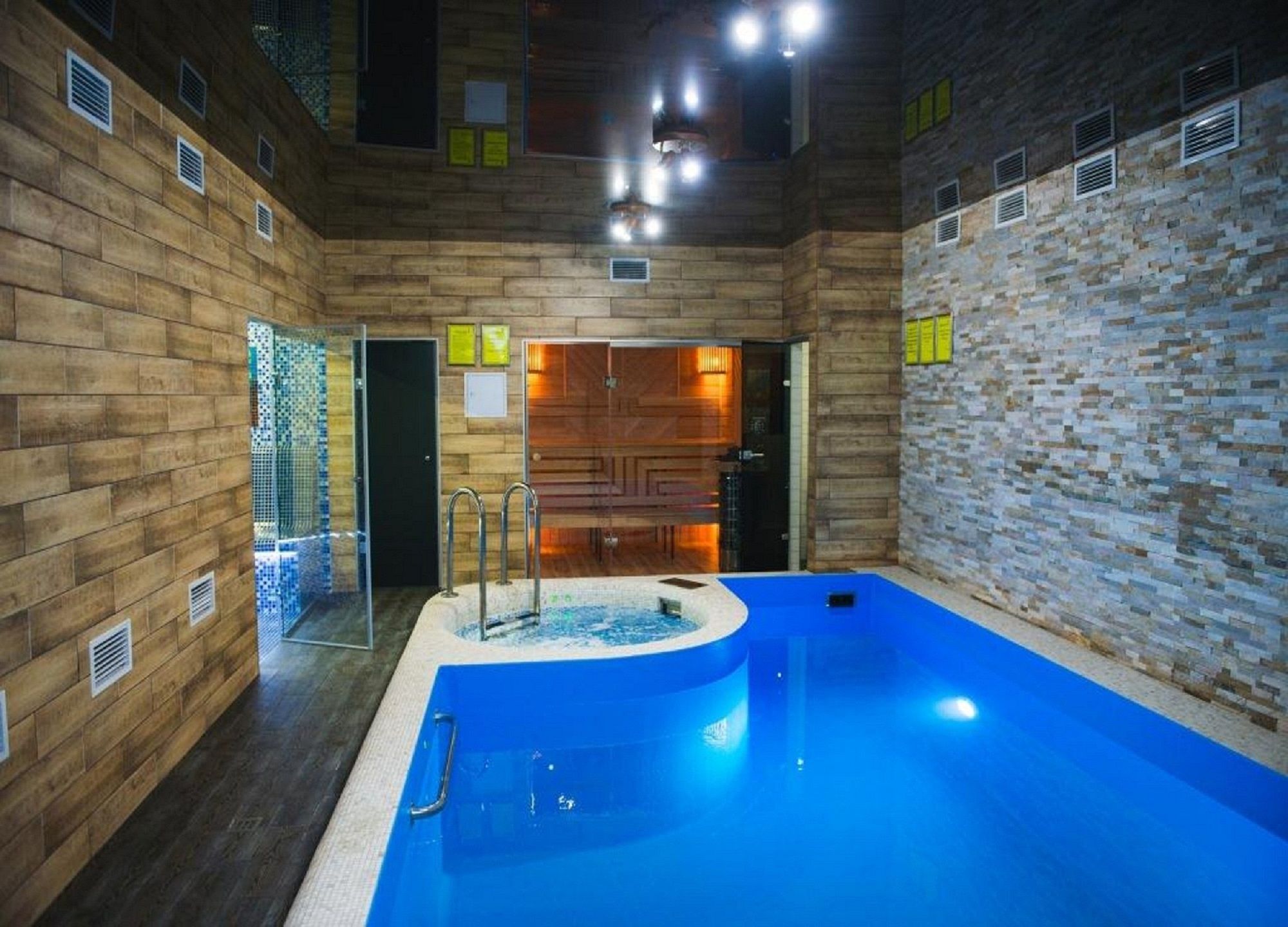 Marins Park Hotel Novosibirsk