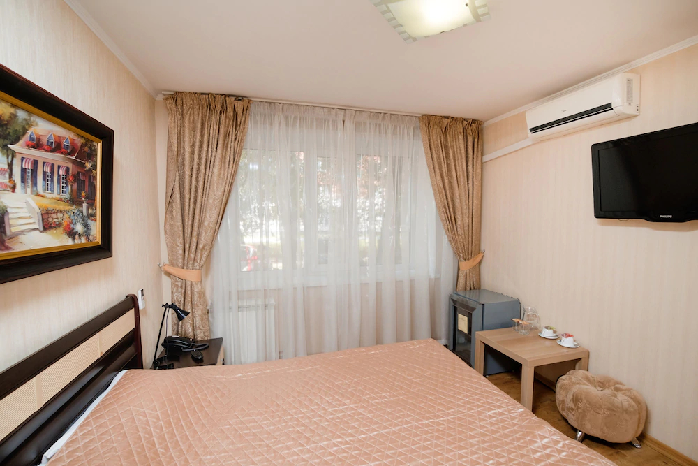 Hotel-Club Au Rooms Center