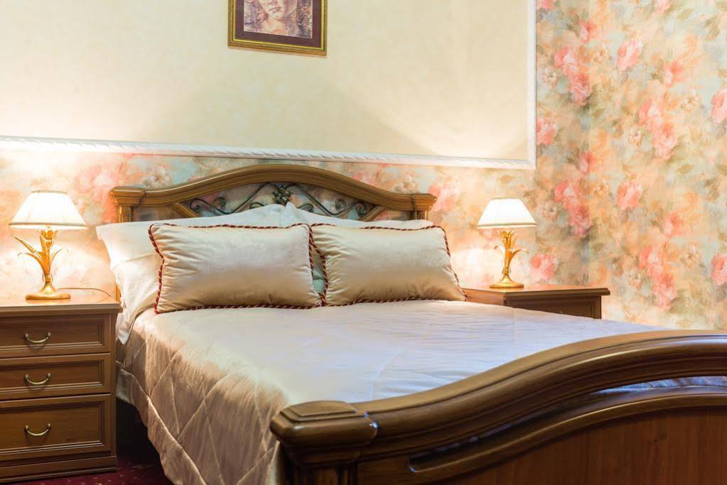 Hotel Uyut