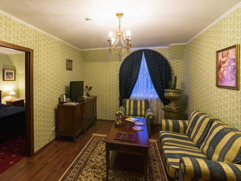 Hotel Uyut