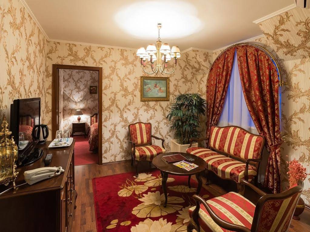 Hotel Uyut
