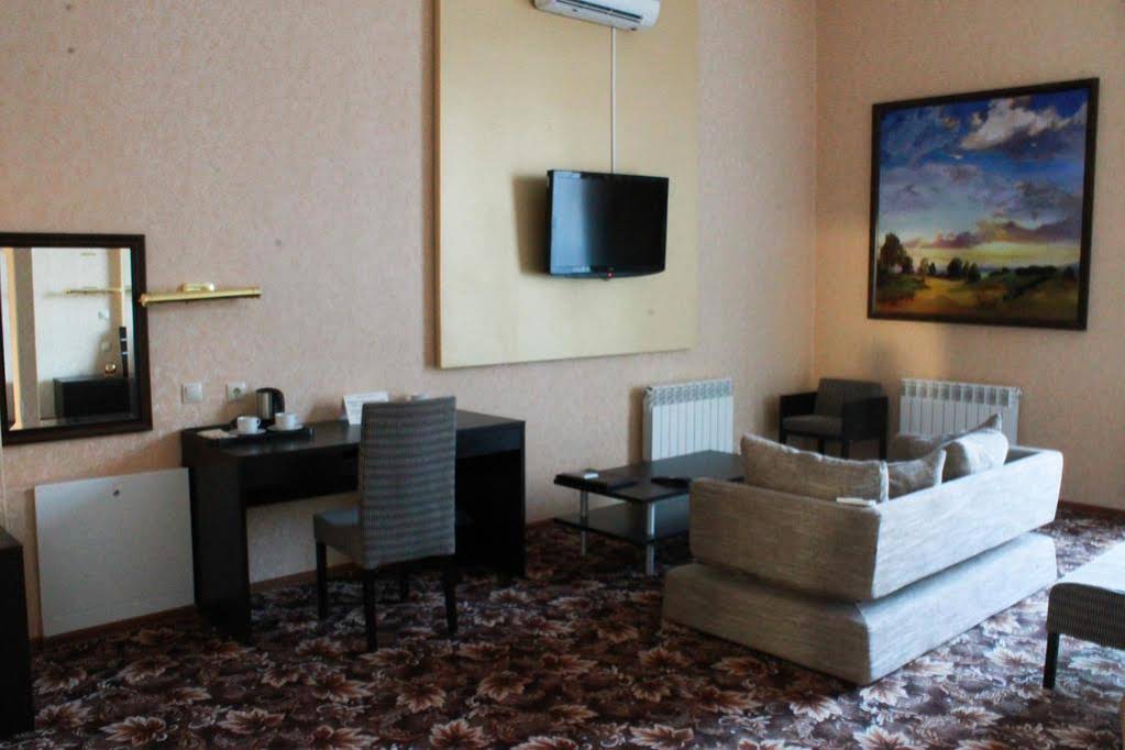 Hotel Kovcheg