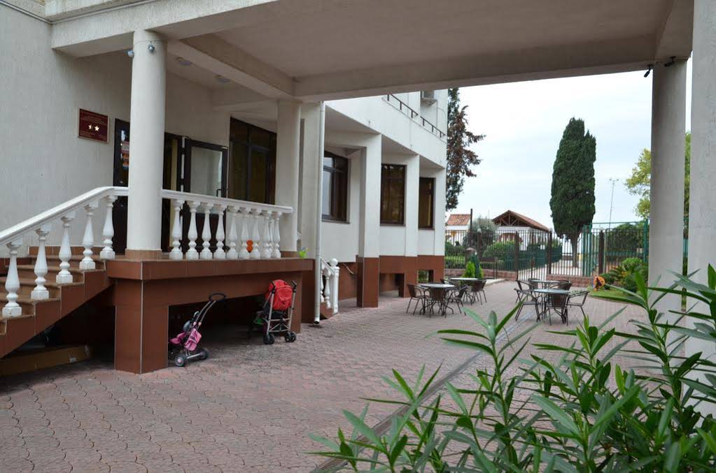 Afina Hotel