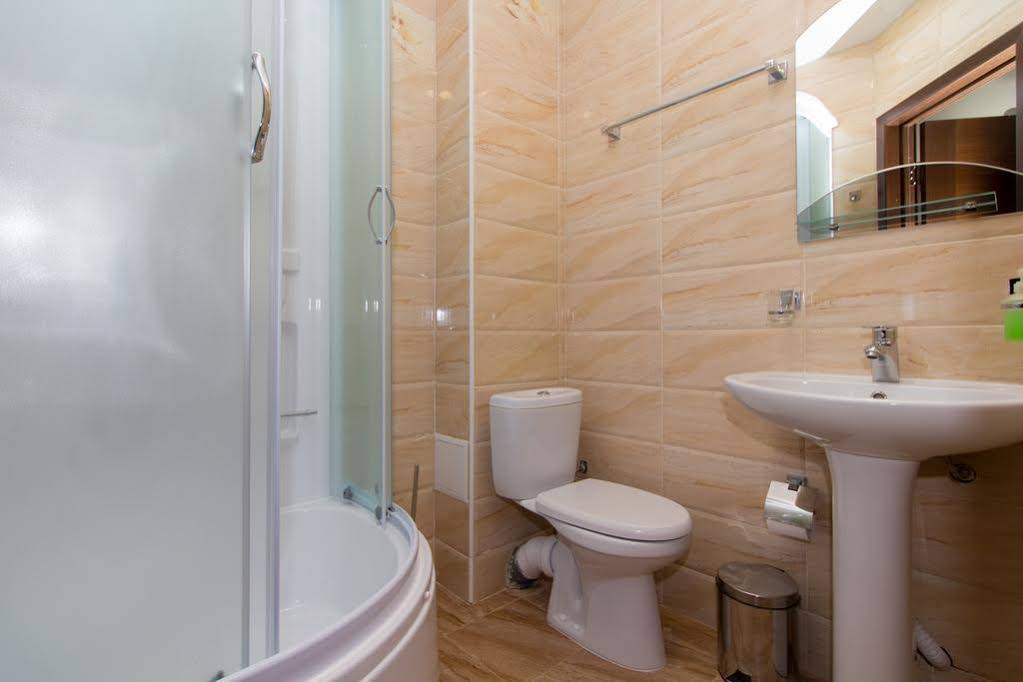 Anatol Hotel
