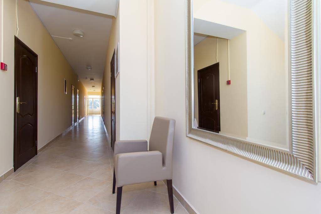 Anatol Hotel