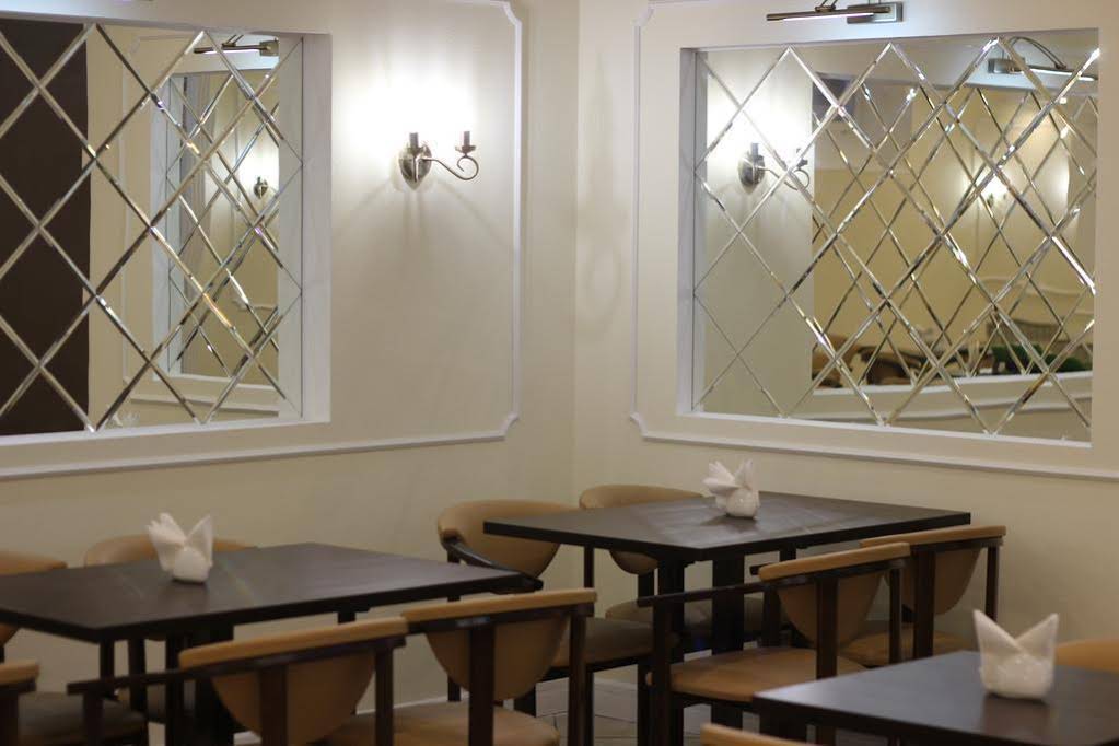 Anatol Hotel