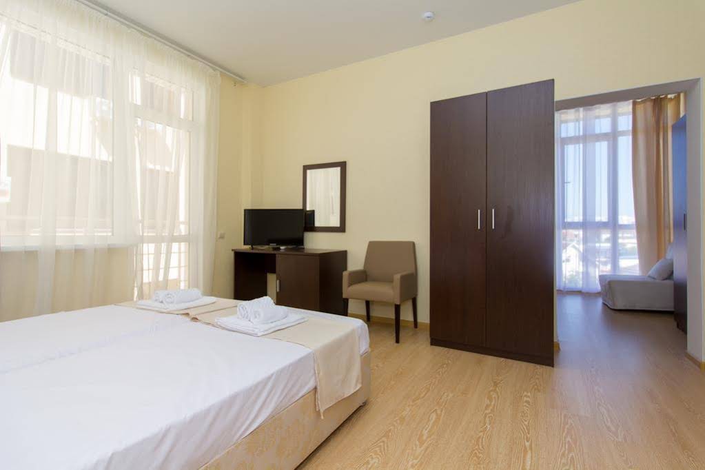 Anatol Hotel