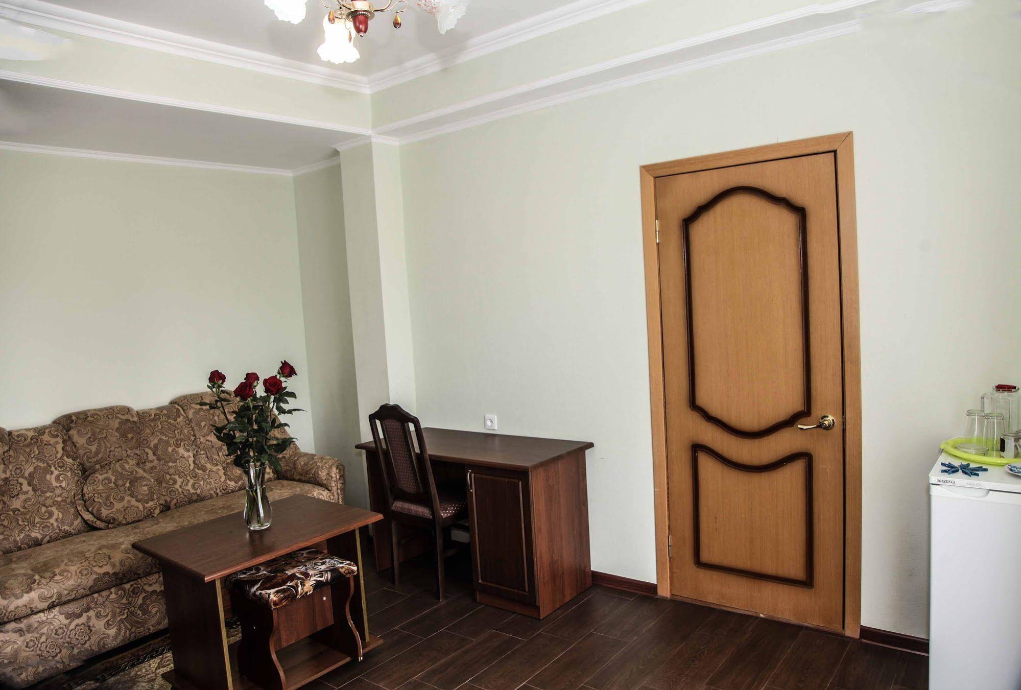 Dobraya Mama Hotel