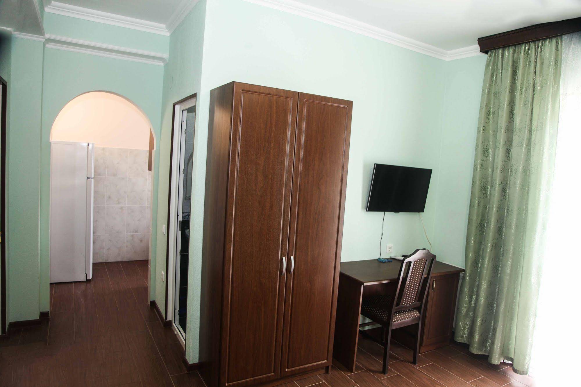 Dobraya Mama Hotel