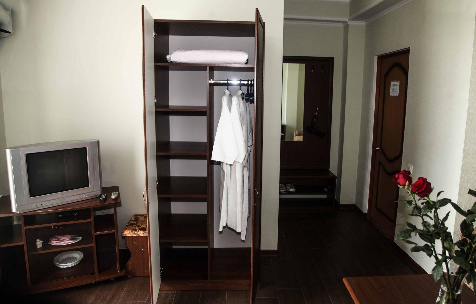 Dobraya Mama Hotel