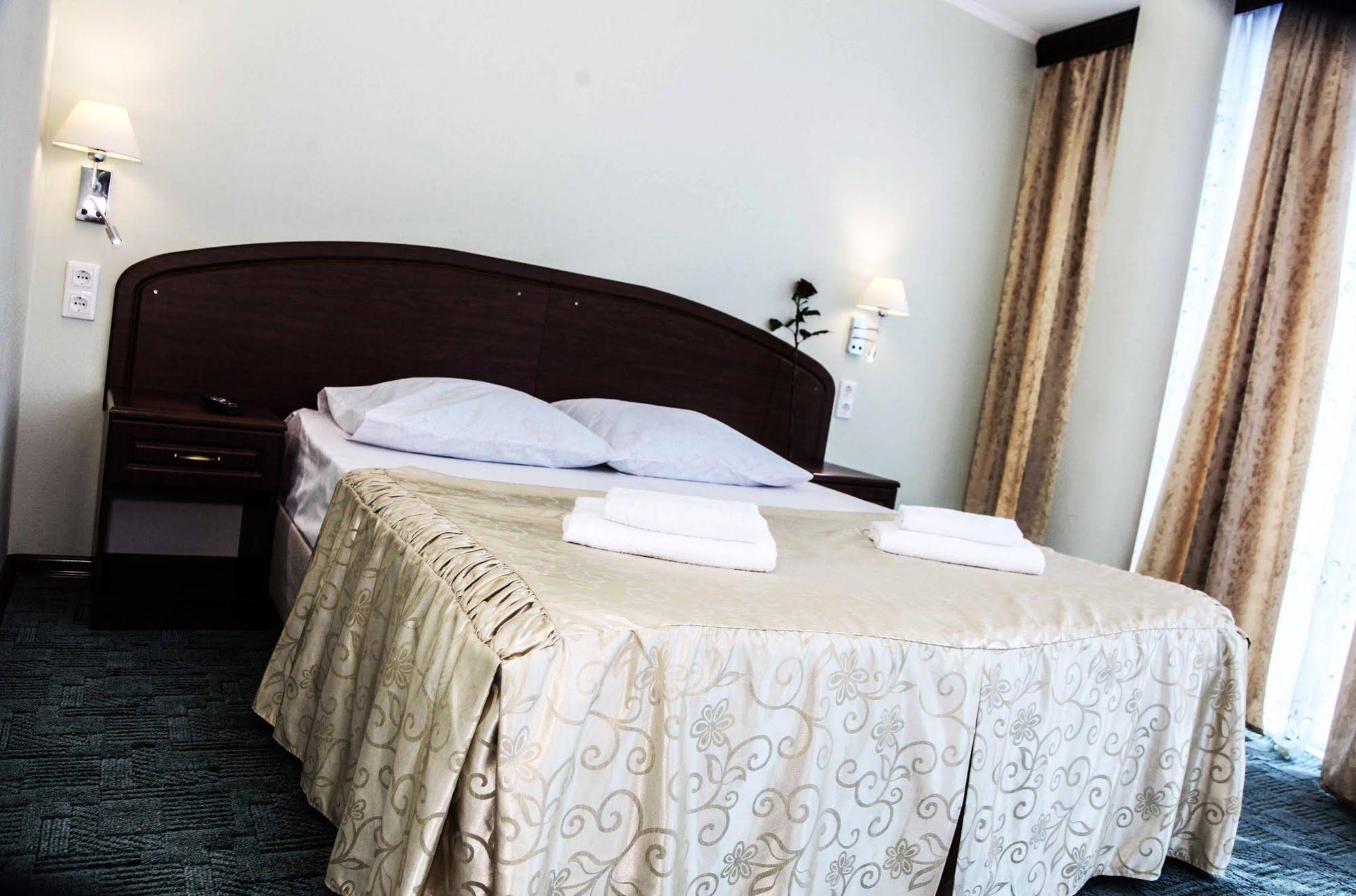 Dobraya Mama Hotel