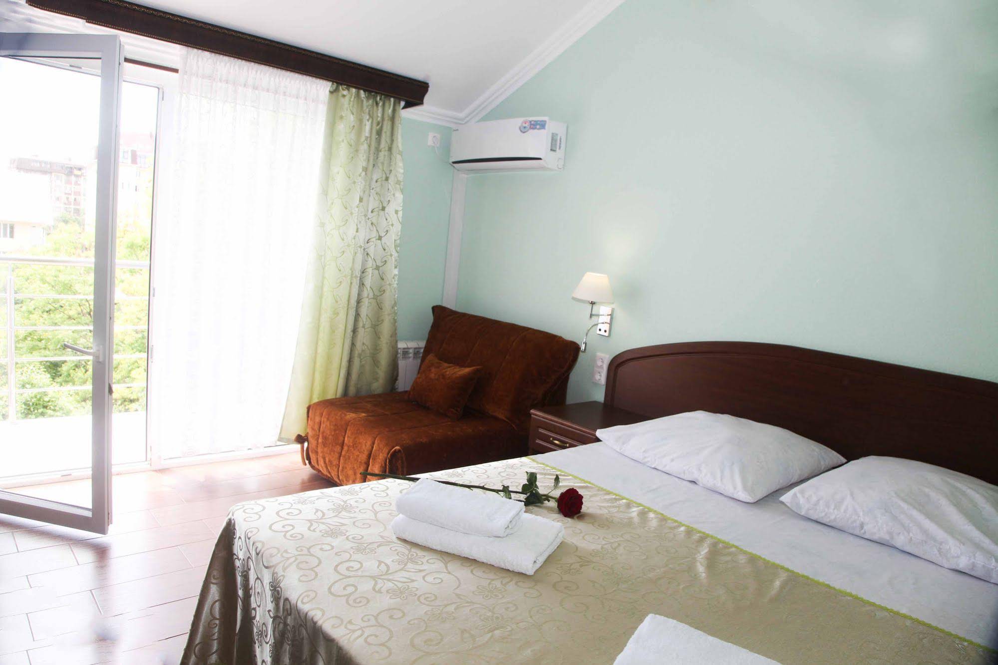 Dobraya Mama Hotel