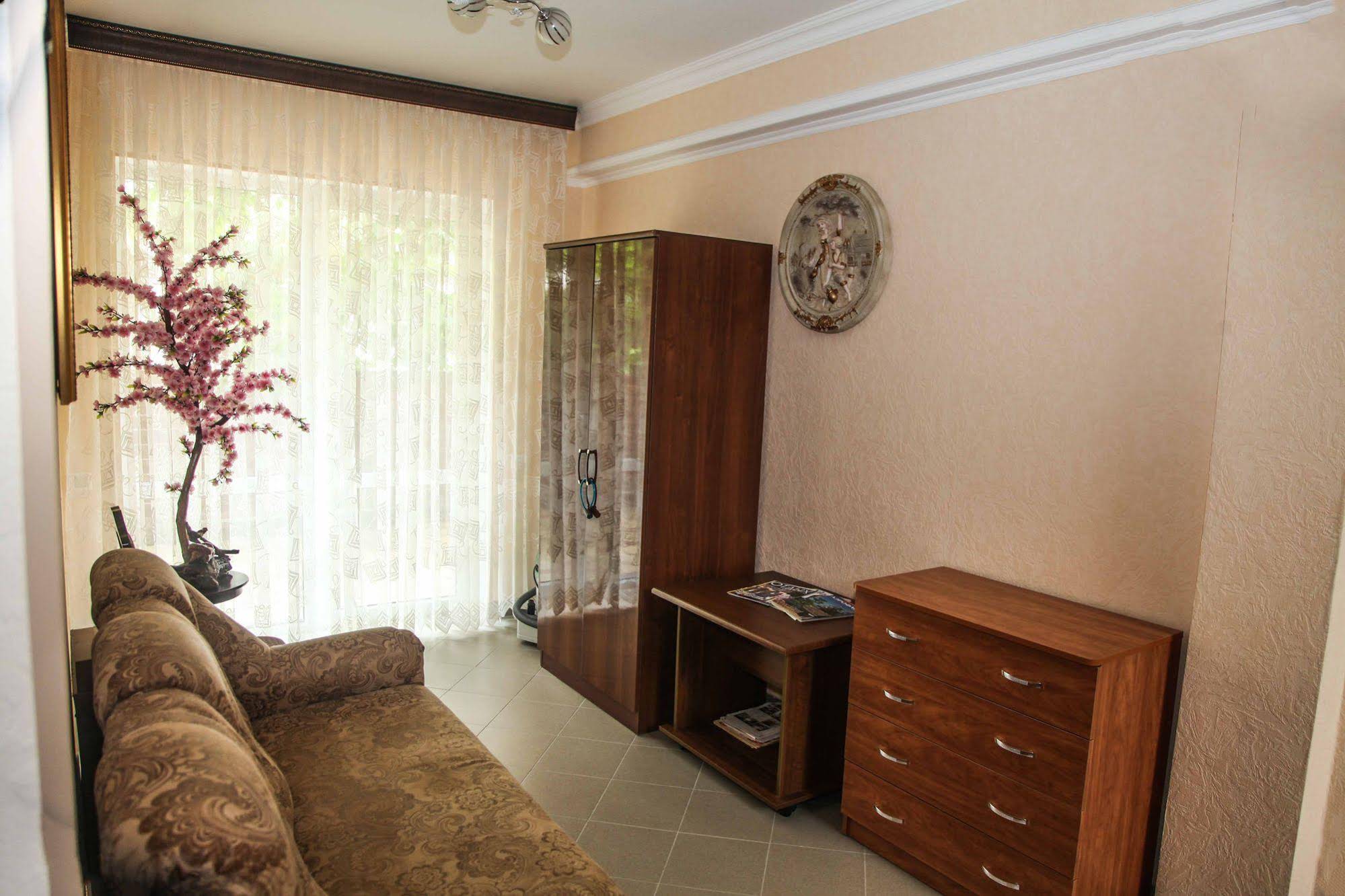 Dobraya Mama Hotel