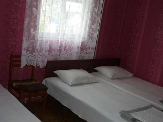 Guest House Izumrud