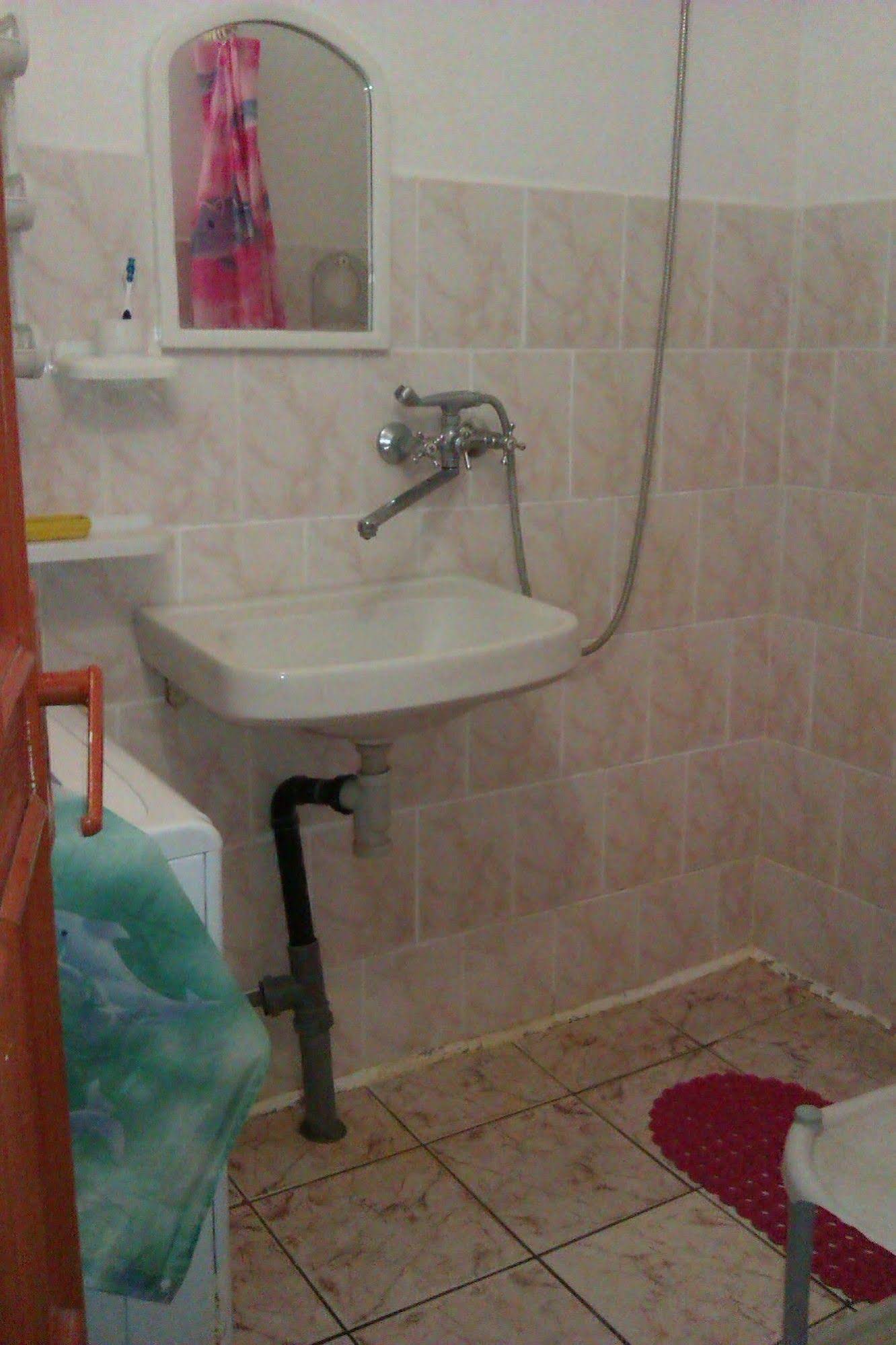 Liana Guest House
